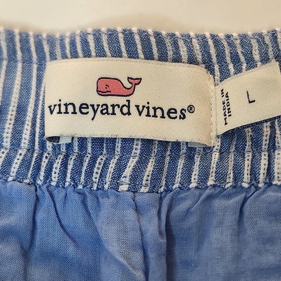 Vineyard Vines - Picture 7 of 13